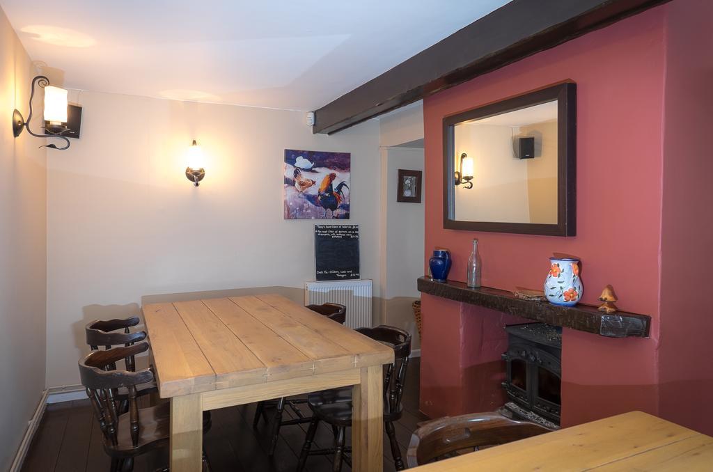 The Chetnole Inn Zewnętrze zdjęcie