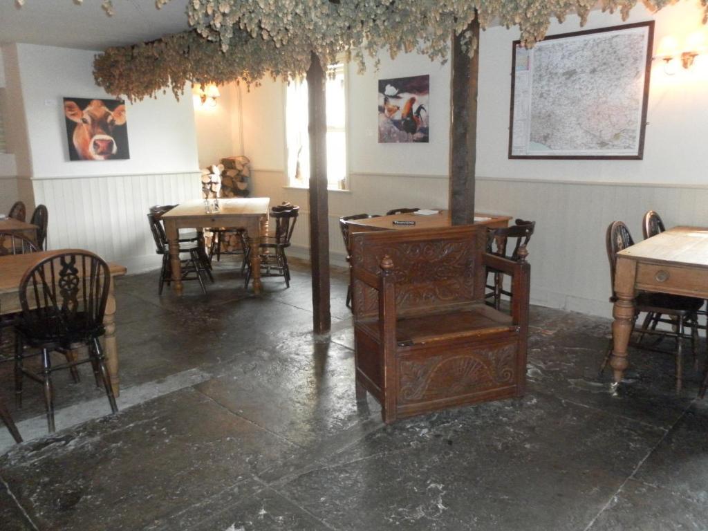 The Chetnole Inn Zewnętrze zdjęcie