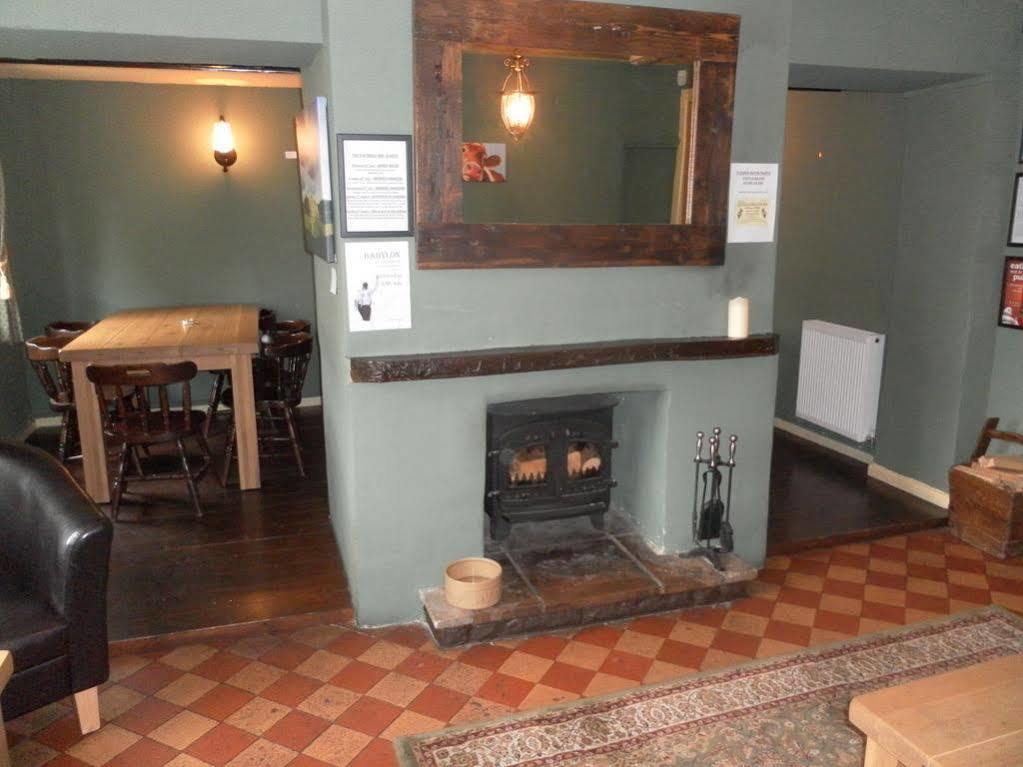 The Chetnole Inn Zewnętrze zdjęcie